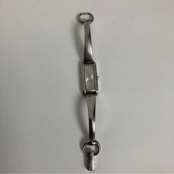 Authentic Gucci Horsebit Women's Watch (Needs Battery Replacement) - Picture 3 of 9